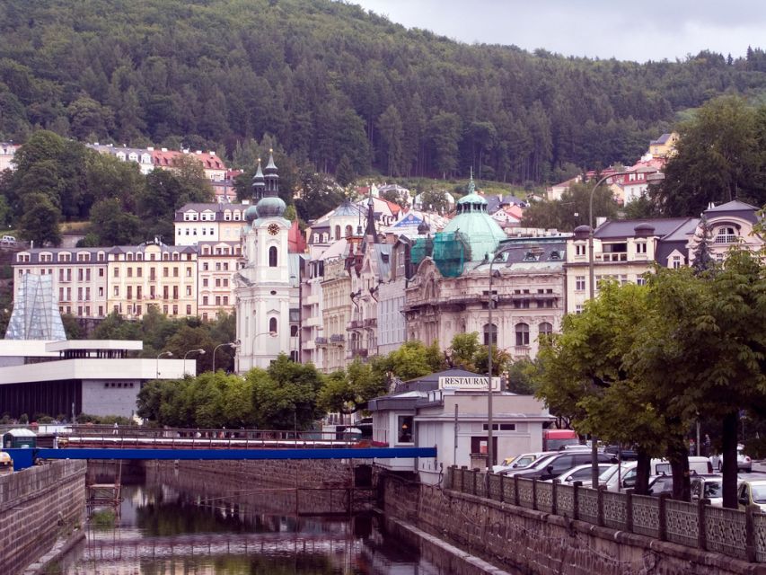 Karlovy Vary & Marianske Lazne Tour from Prague with Lunch - Tasting the 12 springs, including Vridlo