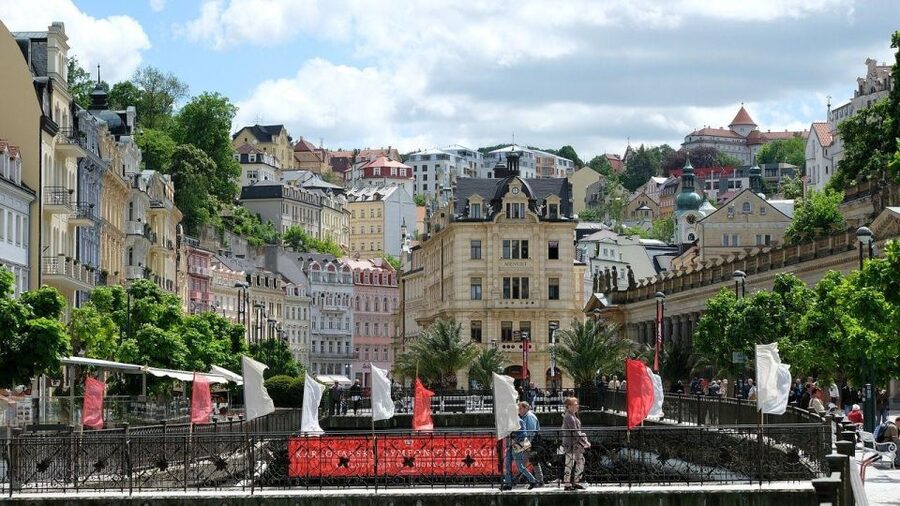 Karlovy Vary: Private Walking Tour - Karlovy Vary’s European and Russian connections