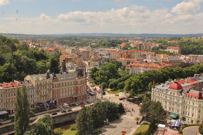 Karlovy Vary - The town of spas, mineral springs and relaxation - Entering the Hot Spring Colonnade to see Vřídlo