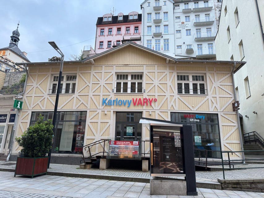 Karlovy Vary: Tourist Cinema Experience - A quick film near the Mill Colonnade
