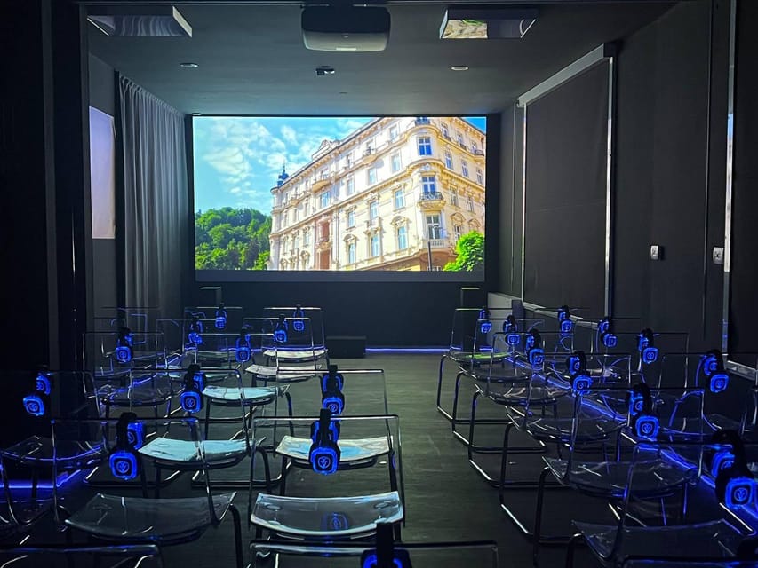 Karlovy Vary: Tourist Cinema Experience - The cinema setting and sound