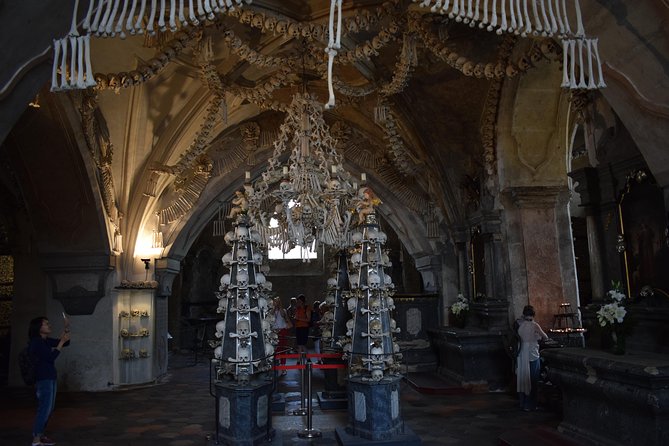 Kutna Hora Half-Day, Incl. the Bone Church & St.Barbara Cathedral - How the guide and group size affect the experience