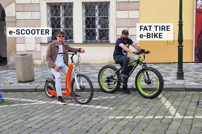 Live-Guided e-Scooter Tour of the Old Town of Prague, 60 min - Lennon Wall and Kampa Island