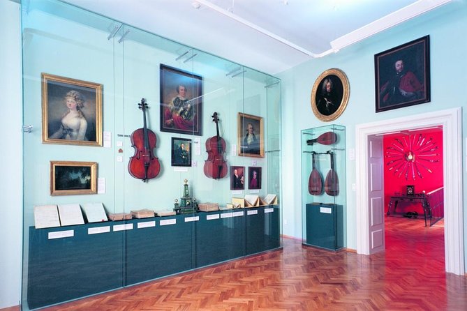 Lobkowicz Palace Museum Entrance Ticket in Prague - The paintings by Brueghel, Canaletto, Cranach, and Velázquez