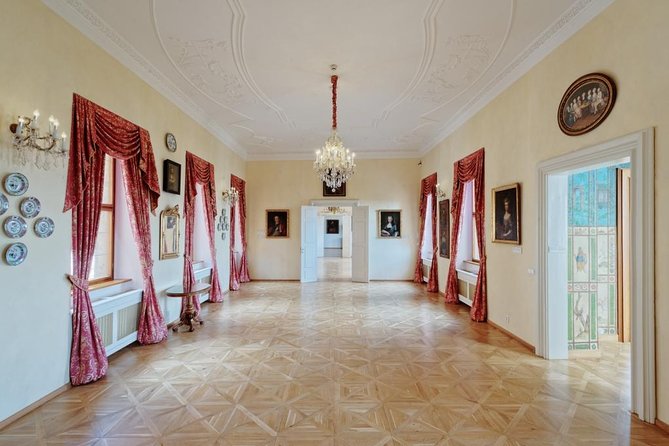 Lobkowicz Palace Museum Entrance Ticket in Prague - Who will enjoy this palace visit most?