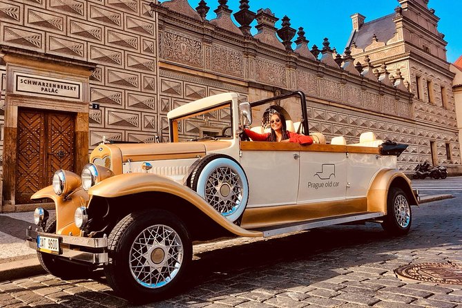 Luxury vintage car cabro replica tour to Carlsbad - Walking beneath the Swiss-style colonnades