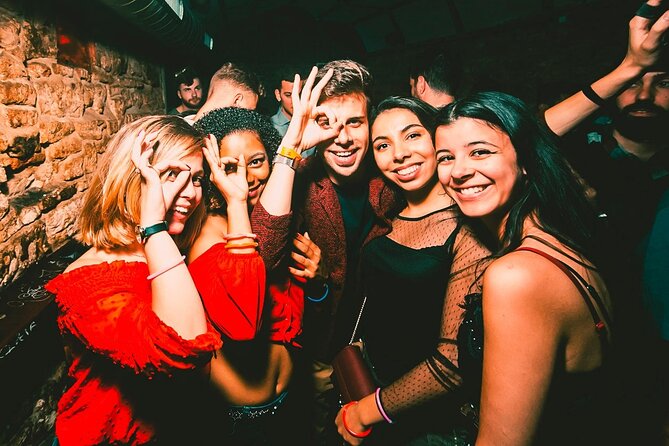 MONDAYS LIKE FRIDAYS - GIRLS 3 FREE DRINKS | Admission Ticket - Why Prague makes Monday worth going out