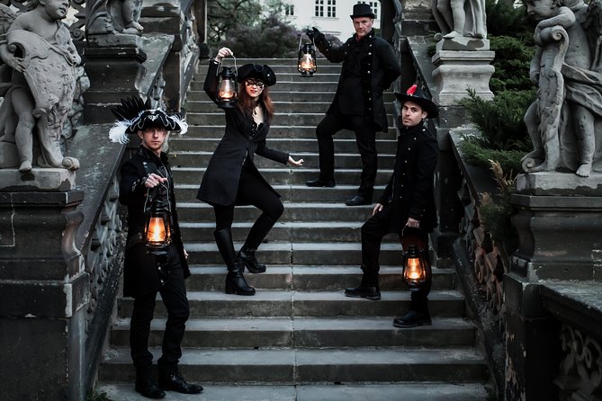 Mystery Tour at Charles Bridge and Prague Castle: Alchemy & Magic - Prague Castle after the crowds fade