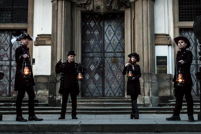 Mystery Tour at Charles Bridge and Prague Castle: Alchemy & Magic - Who will enjoy this Prague night walk