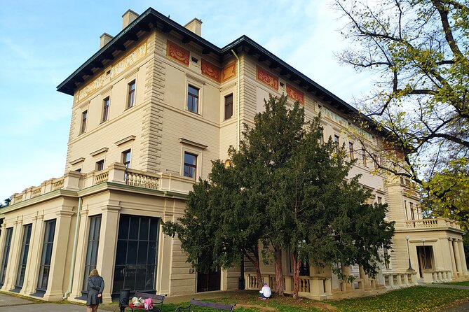 Non-touristy Prague - Cozy Neighborhoods - Private Tour - The squares and parks that fill out the route