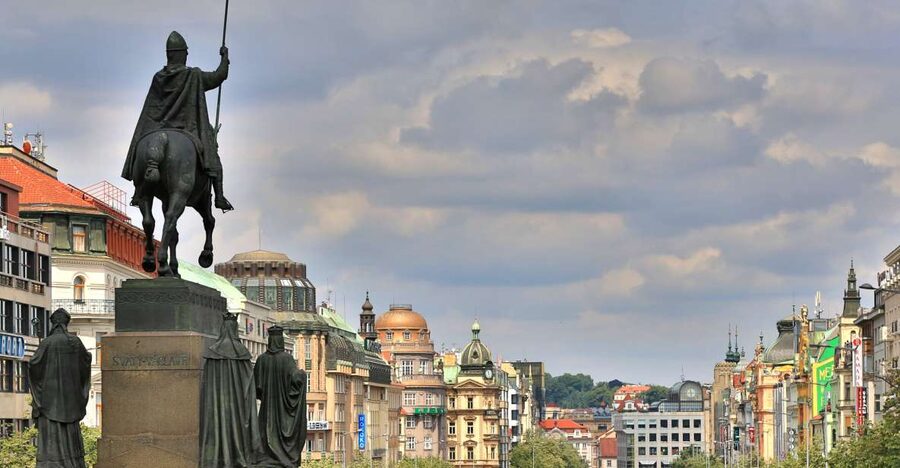 Old Town Prague Walking Tour - Old Town Square’s Gothic and baroque mix