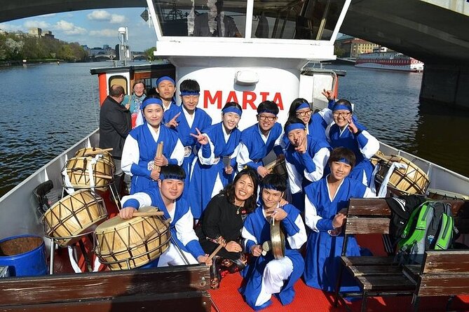 One Hour Boat Tour on Vltava River - Who should book this river ride?
