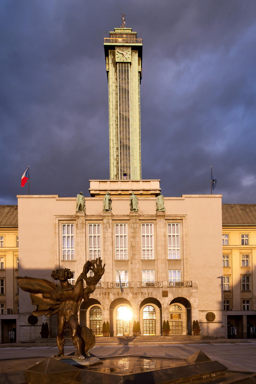 Ostrava: Entrance to the viewing tower of the new town hall - Who will get the most from this viewpoint?