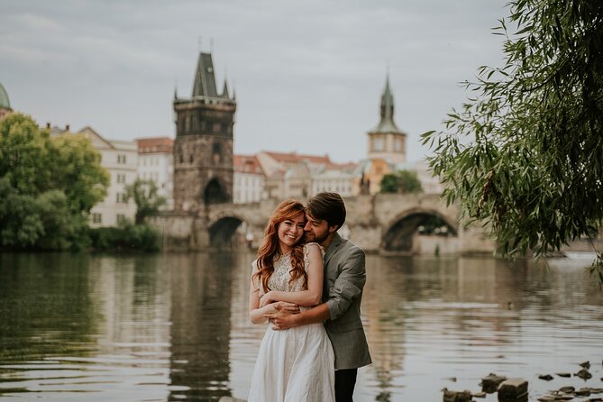 Photographer in Prague - Couple, engagement & portrait photoshoot - Key details before you book