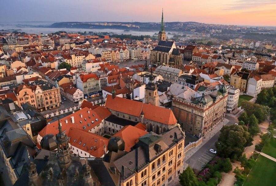 Pilsen: Old Town Guided Walking Tour - Key points to know before you book