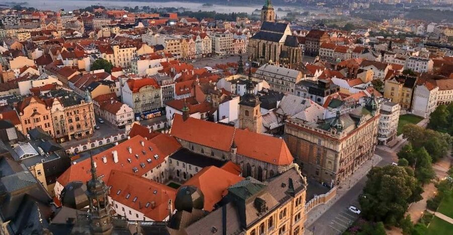 Pilsen: Old Town Guided Walking Tour - St. Bartholomew’s Cathedral, Pilsen’s visual anchor