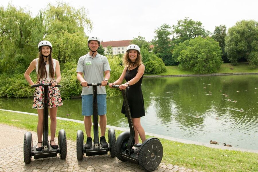 Prague: 1.5-Hours Sightseeing Tour by Segway - FAQ