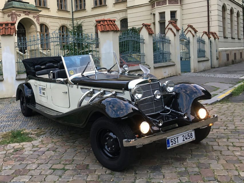 Prague: 120min Private Tour in Vintage Car, up to 6people! - Wenceslas Square and the National Museum