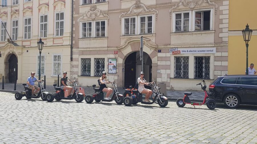 Prague: 2-Hour Trike Live Guided Tour of Old Town - Meeting near the Embassy of Japan