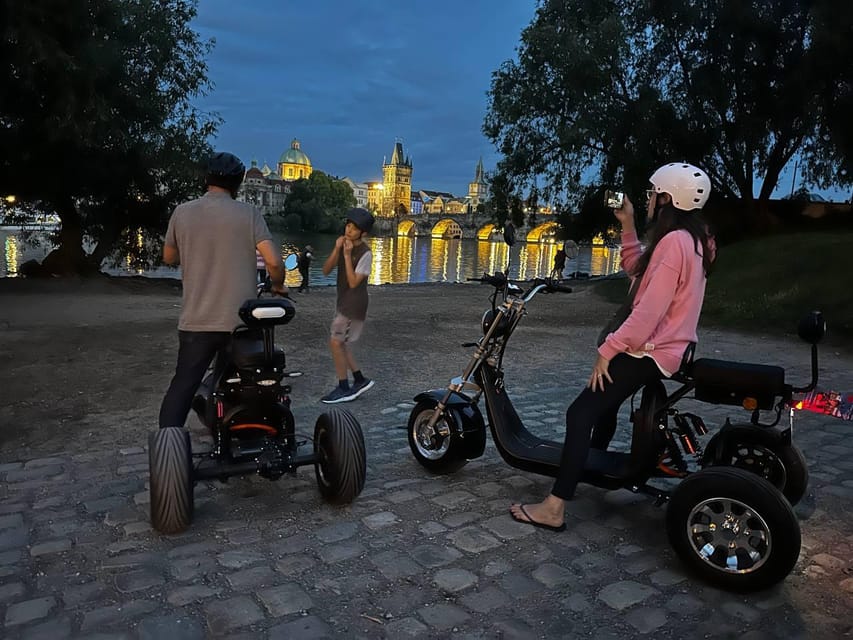 Prague: 2 hours FUN TRIKE tour in Prague with guide - The guides make the difference