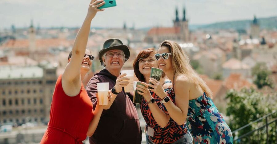 Prague: 3.5 h Private Czech Beers & Tapas Tour - My call: book it for guidance, not just beer