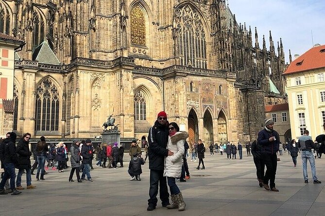 Prague 3-hour Afternoon Walking Tour including Prague Castle - Guides, group size, and the feel of the afternoon