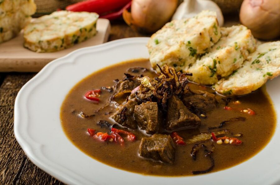 Prague: 3-Hour Beer Tour and Traditional Czech Dinner - Who Should Book This Prague Beer Tour?