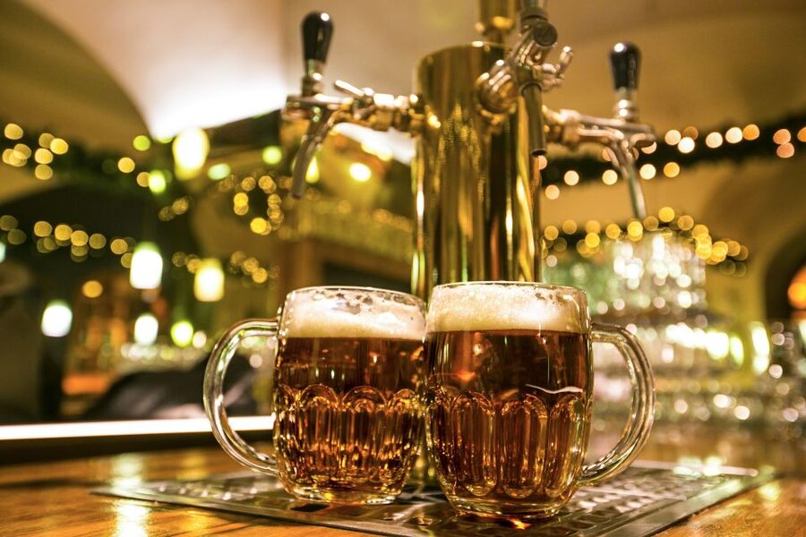 Prague: 3-Hour Beer Tour and Traditional Czech Dinner - Three Pubs and Three Czech Beers