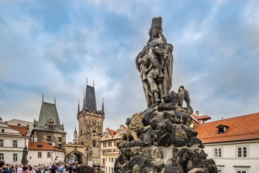 Prague: 3-Hour Walking Tour of Old Town & Prague Castle - The tram ride that saves your legs