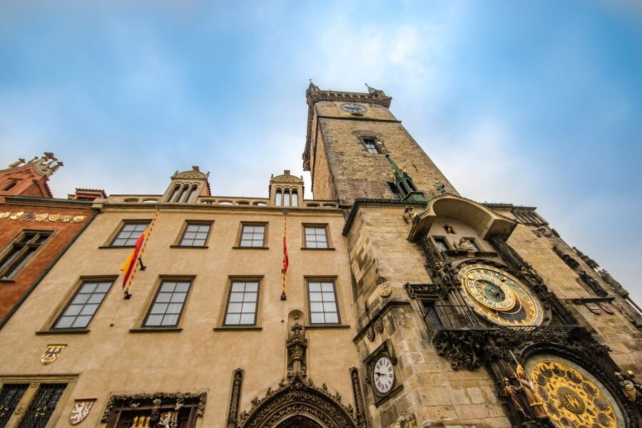 Prague: 3-Hour Walking Tour of Old Town & Prague Castle - Walking conditions and who should book