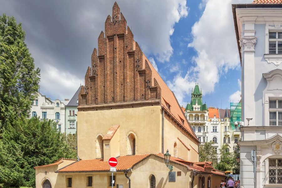 Prague: 4-Hour Segway and Scooter Tour with Lunch and Drinks - Is $118 a fair price?