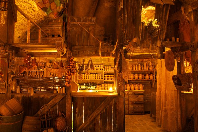Prague 5 Courses Medieval Dinner and Live Performances - Who will enjoy this Prague evening?