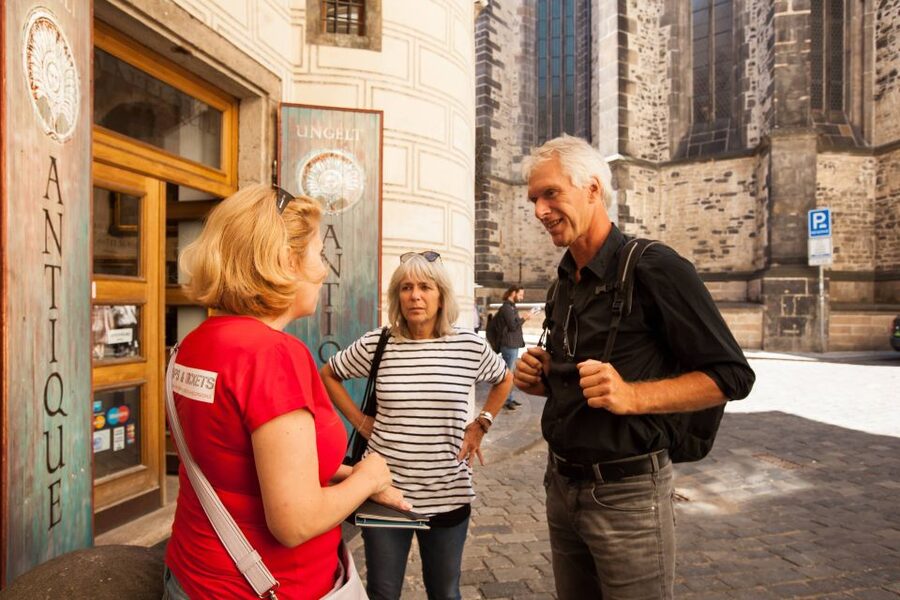 Prague: 6-Hour City Tour including Cruise and Lunch - Starting behind Tyn Cathedral in Old Town