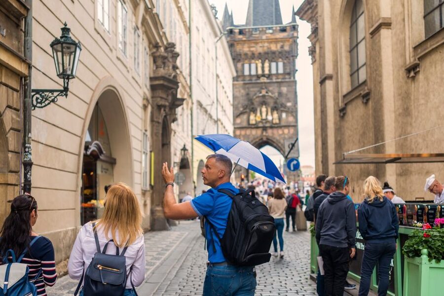Prague: 6-Hour Tour with River Boat Cruise and Lunch - Finishing on a one-hour Vltava cruise