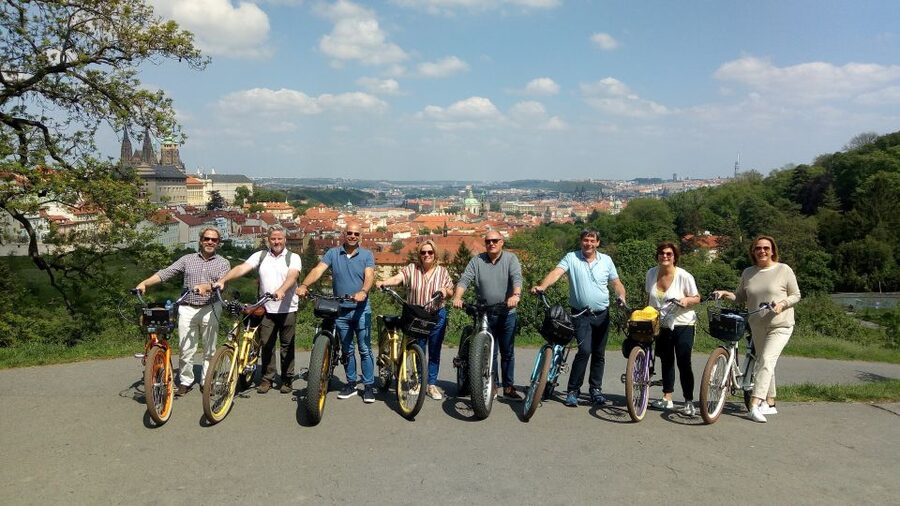 Prague: 7 Best Viewpoints of Prague E-Bike Tour - Prague Castle: a short stop with major sights
