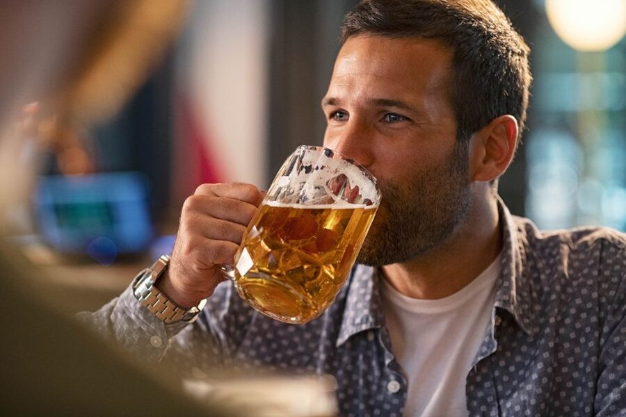 Prague: Afternoon Beer Cruise with Drinks Included - Boarding the Blaník near Old Town