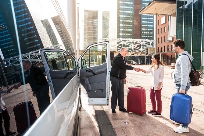 Prague Airport (PRG) Departure Transfer from Prague City - Why a private transfer can help on departure day