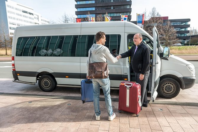 Prague Airport (PRG) Departure Transfer from Prague City - Who gets the best value from this transfer