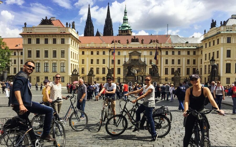 Prague "ALL-IN-ONE" City E-Bike Tour - The 75-minute Czech lunch break