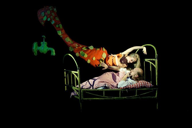Prague 'Antologia' Black Light Show by Black Light Theatre Srnec - What the performance feels like