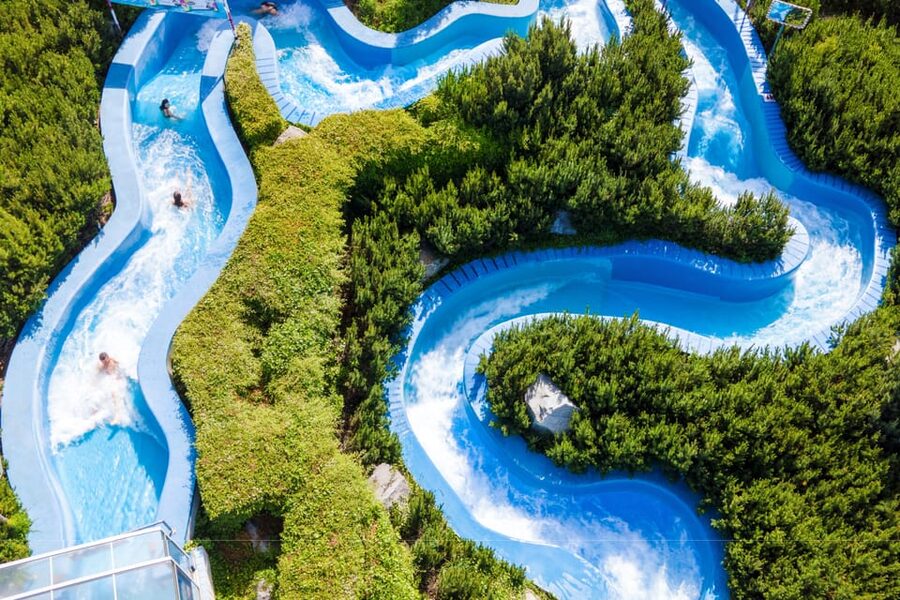 Prague: Aquapalace Indoor/Outdoor Water Park Ticket - What the high rating tells you, and what it does not