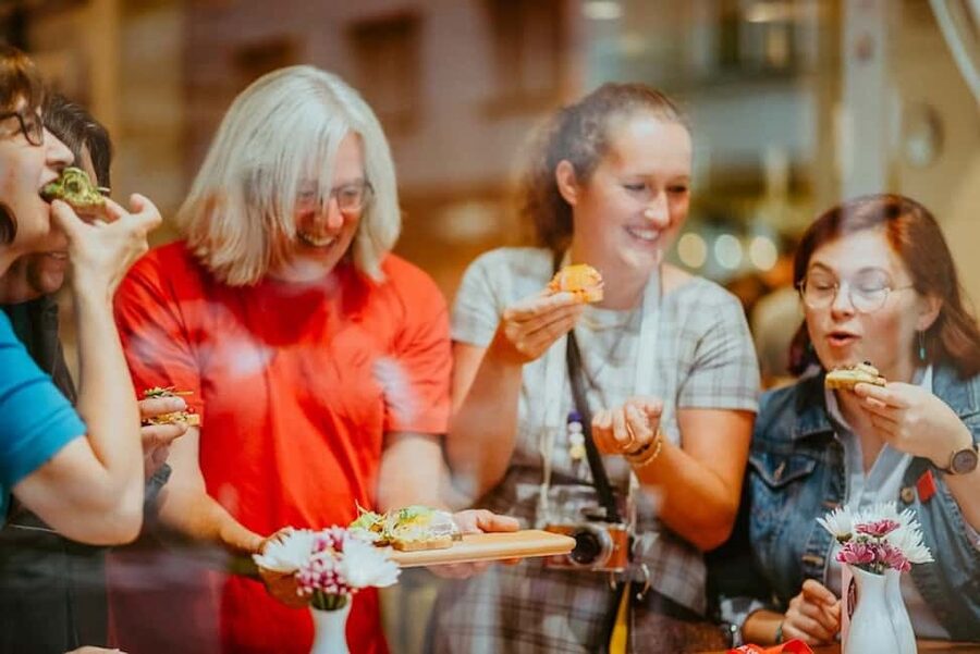Prague: Award-Winning Old Town Food Tour with Four Drinks - The first tasting: old Czech recipes and a drink