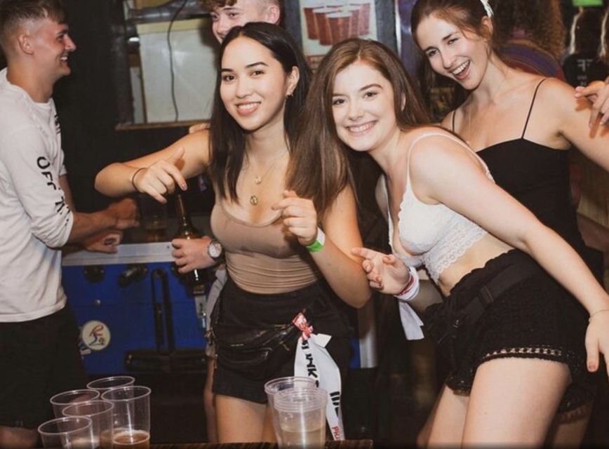 Prague: Beer Pong Experience with Unlimited Czech Beer - The bartender makes the difference