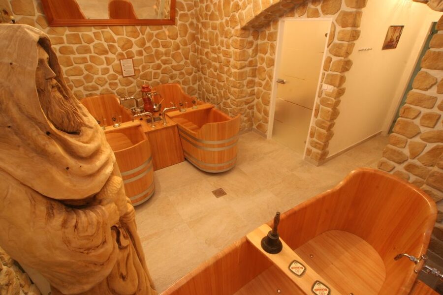 Prague: Beer Spa Bernard with Beer and Massage Option - Timing, comfort, and useful planning tips