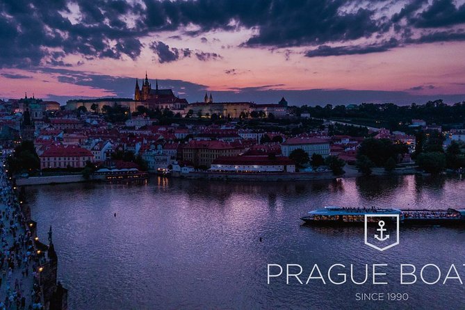 Prague Boats 3-hours Crystal Dinner Cruise - Drinks and the extra-cost details