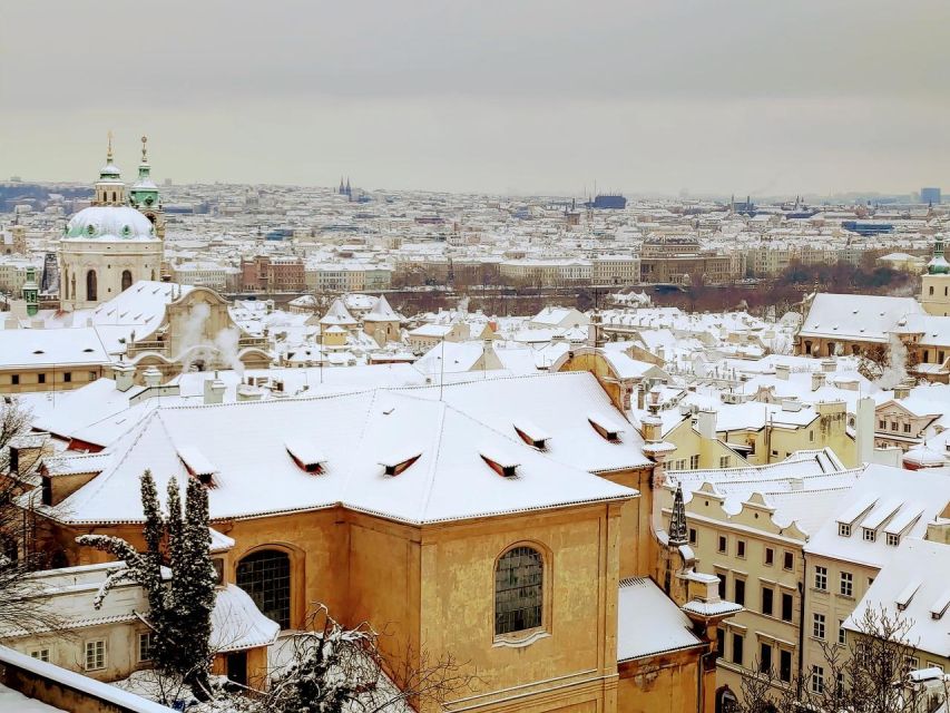 Prague by Car - Charles Bridge with time to walk