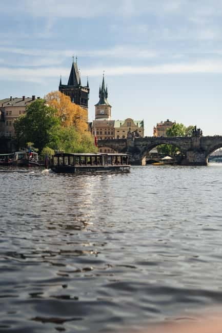 Prague: Canal Cruise Around Charles Bridge - The Best Time to Go