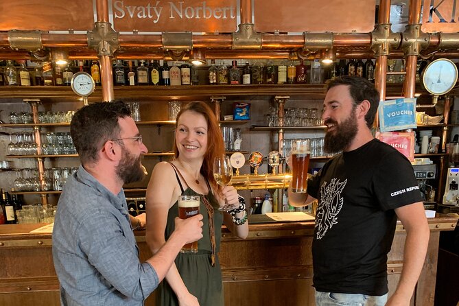 Prague Castle and Pubs Tour with Drinks Included - The guide makes or breaks the afternoon