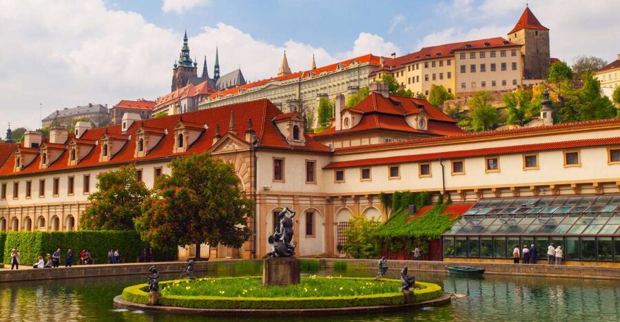 Prague Castle & Castle District: 2-Hour Guided Tour - What $29 buys you