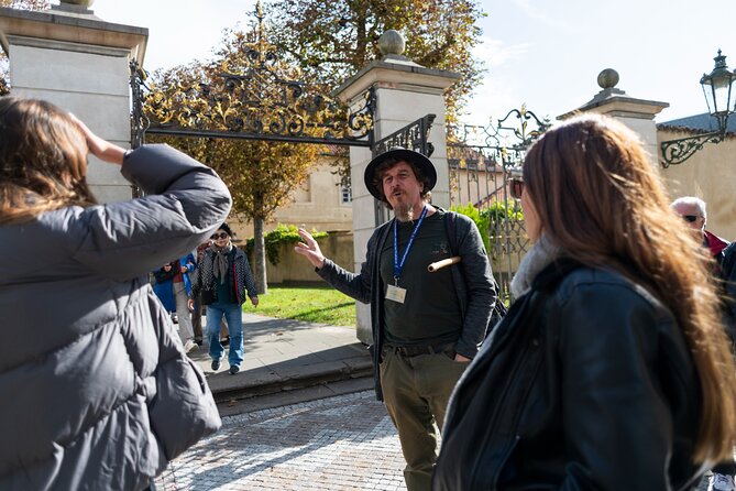 Prague: Castle Entry Ticket with Guide and River Cruise - Walking, weather, and the pace of the day